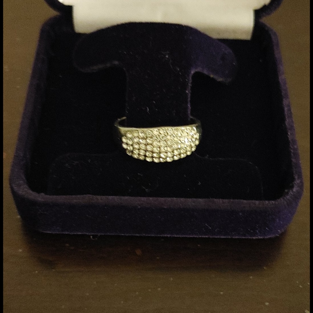 Costume ring